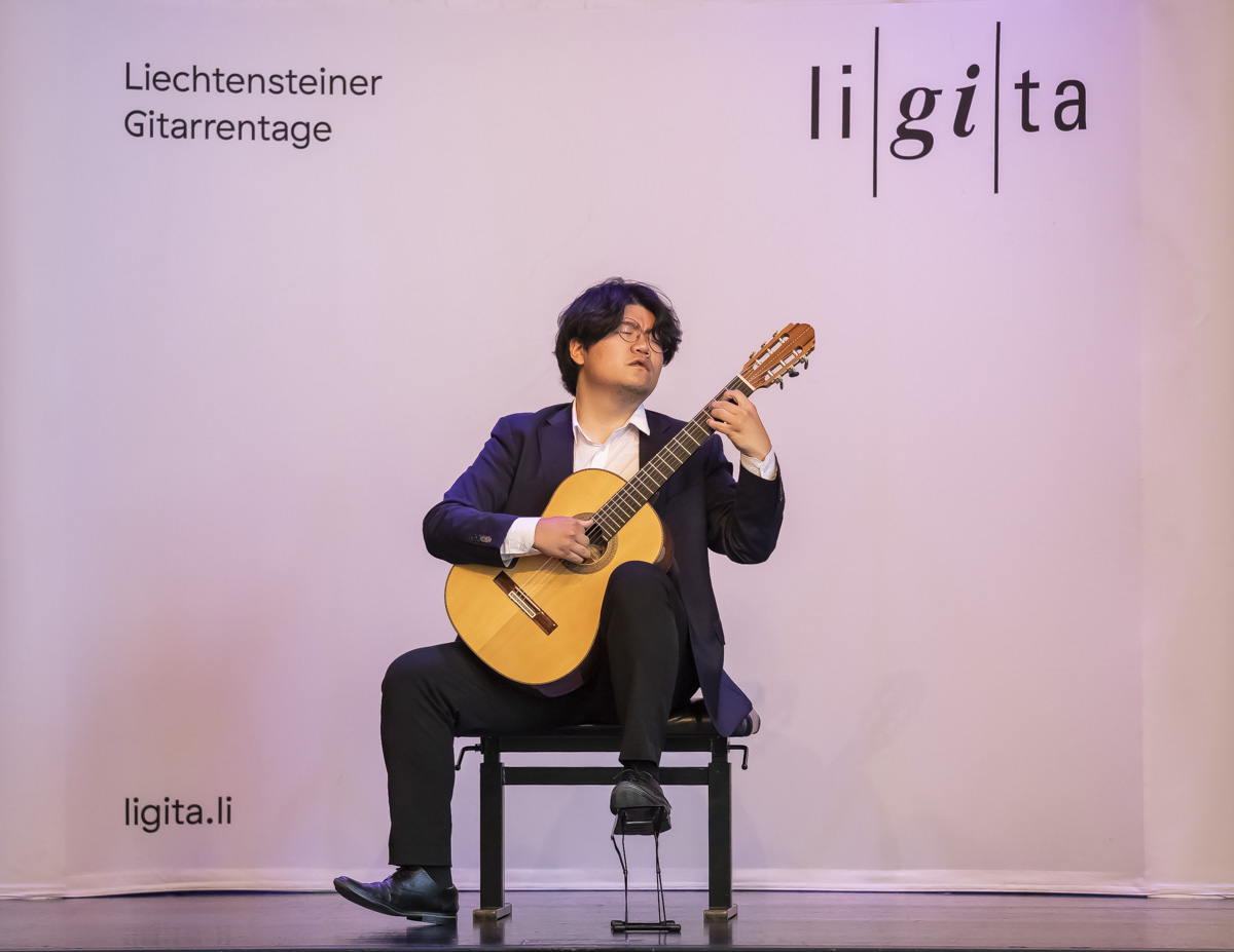 10th International Guitar Competition