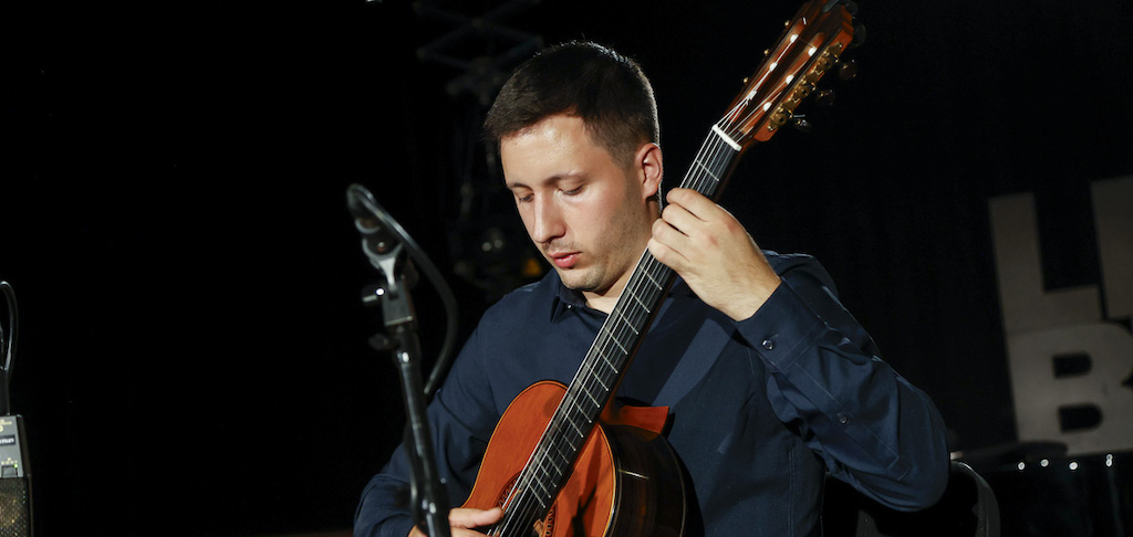 Finale 12th international ligita guitar competition